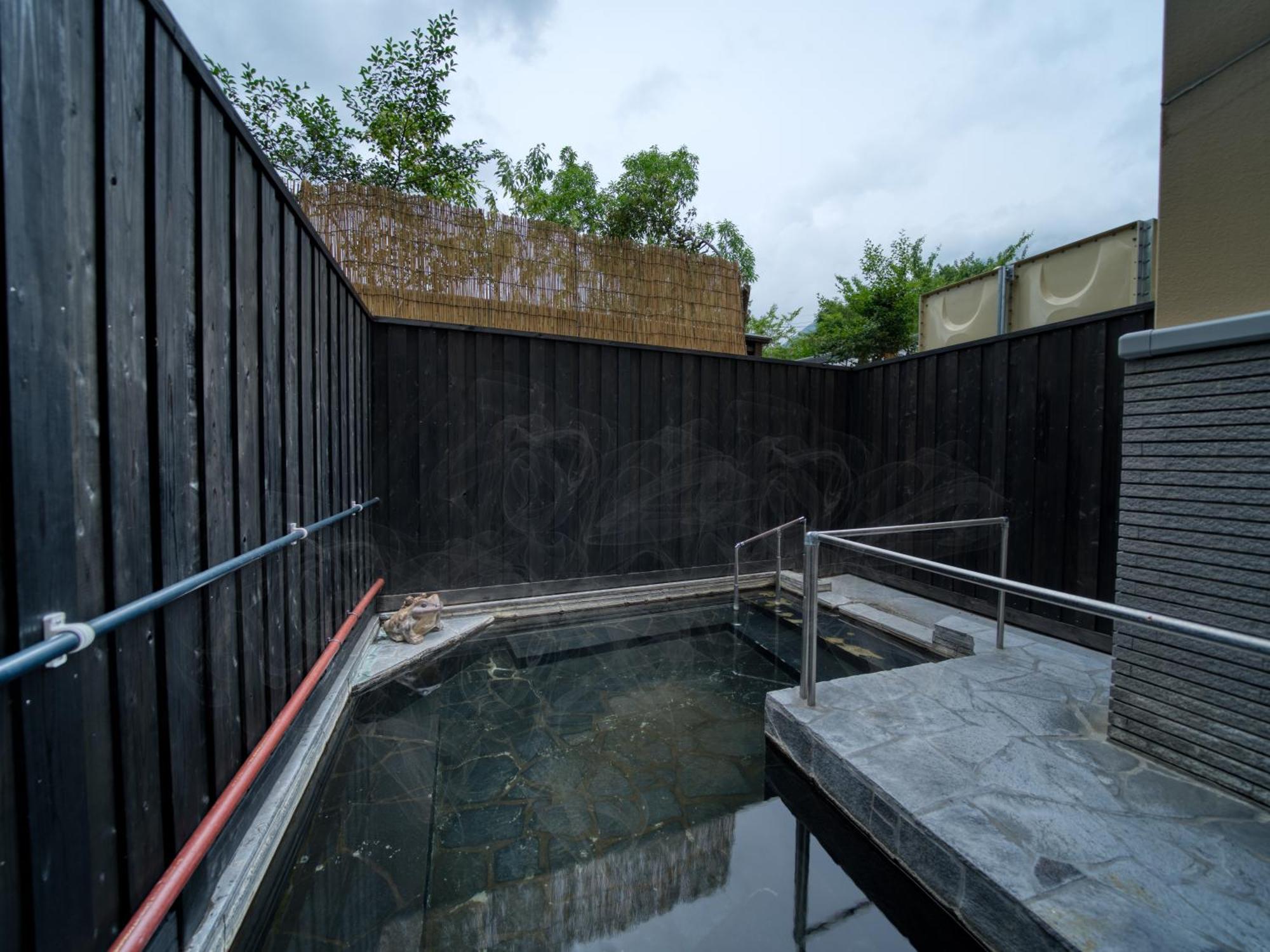 Hotel Enokiya Ryokan Yufu Zewnętrze zdjęcie