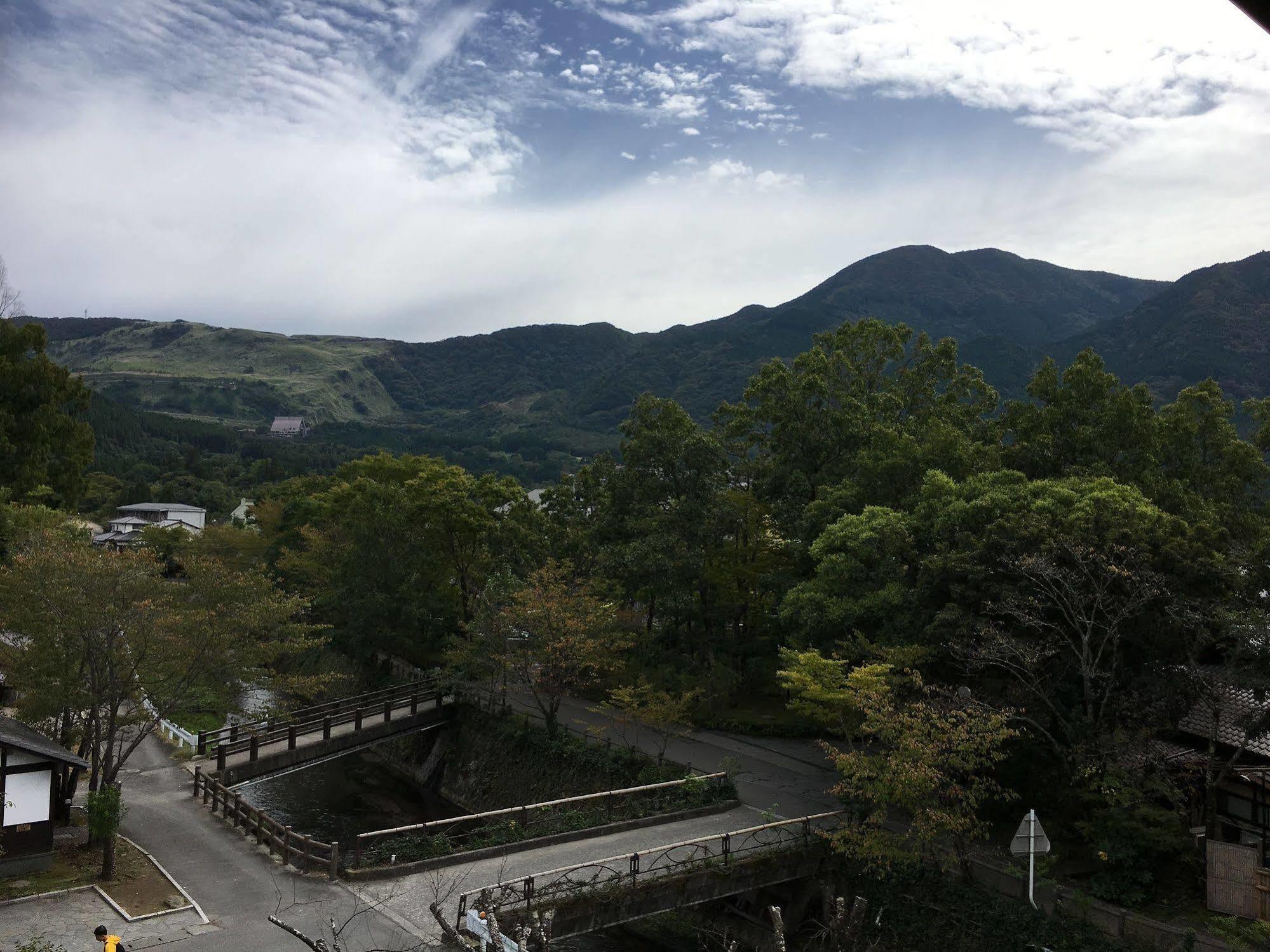 Hotel Enokiya Ryokan Yufu Zewnętrze zdjęcie